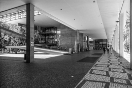 OPEN SPACE - STREET PHOTO 