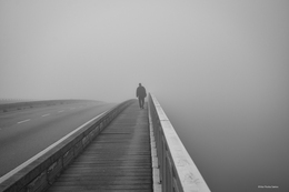 Ele regressará numa manhã de nevoeiro... 