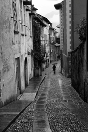 Alone in the city 